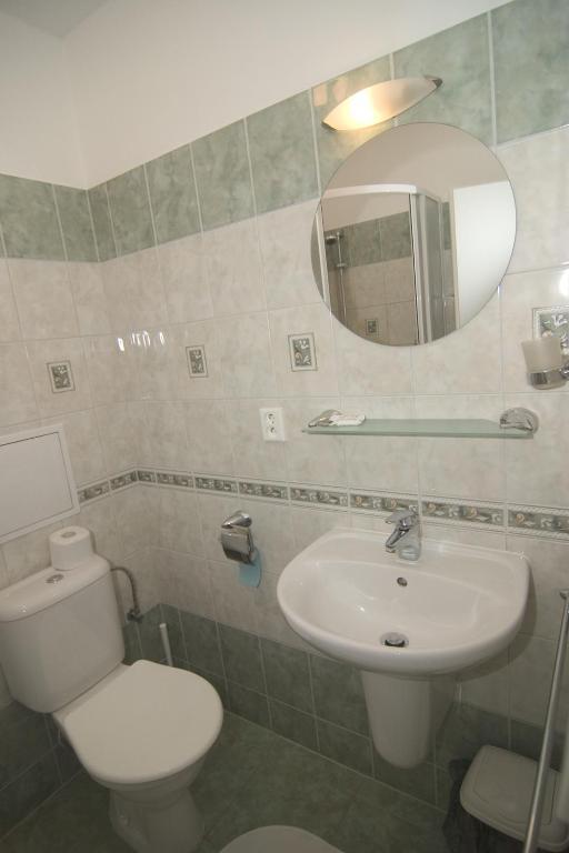 Pivovarsky Dvur Zvikov Zvíkovské Podhradí Kamer foto