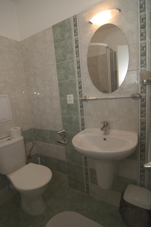 Pivovarsky Dvur Zvikov Zvíkovské Podhradí Kamer foto
