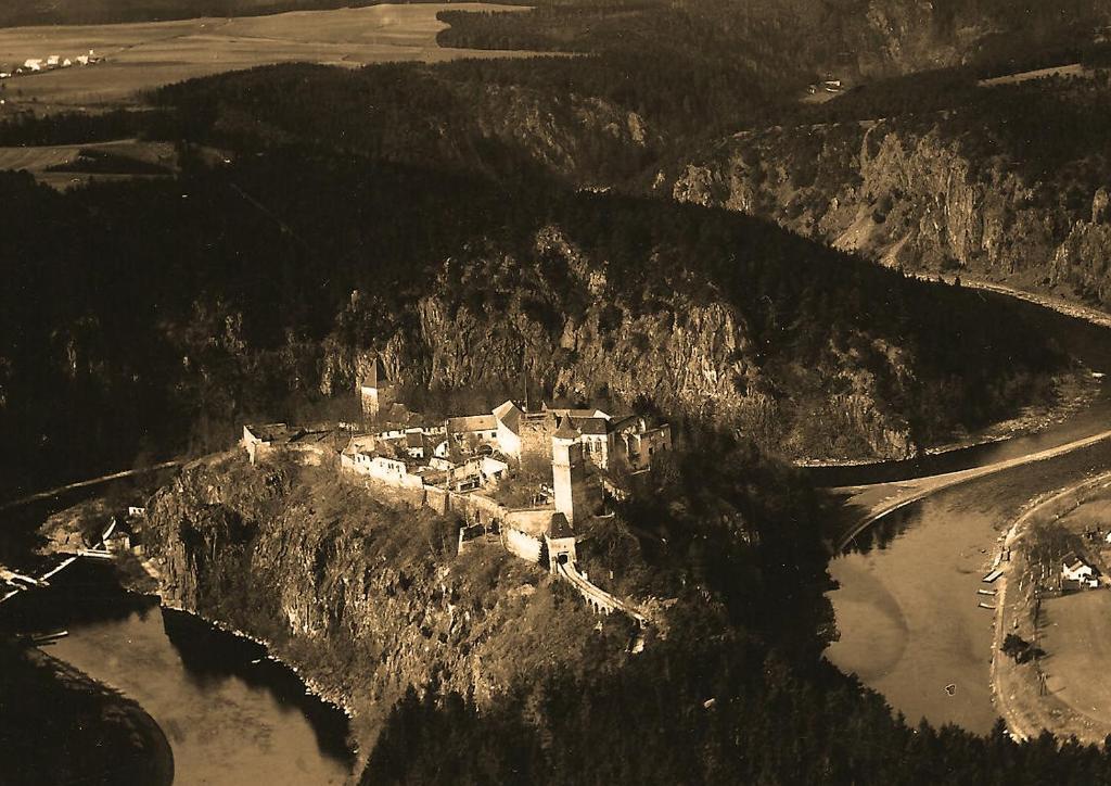 Pivovarsky Dvur Zvikov Zvíkovské Podhradí Buitenkant foto